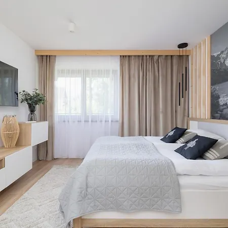 Exclusive With Balcony By Renters Prestige Daire *