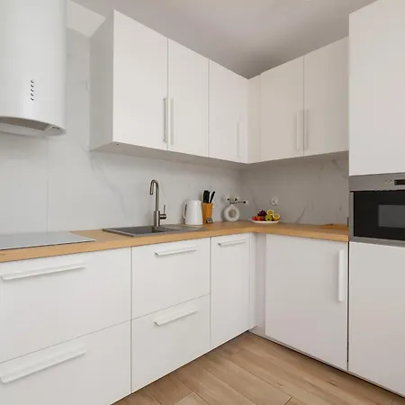 Daire Exclusive With Balcony By Renters Prestige