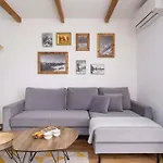 Exclusive With Balcony By Renters Prestige 公寓 *