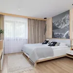 公寓 Exclusive With Balcony By Renters Prestige