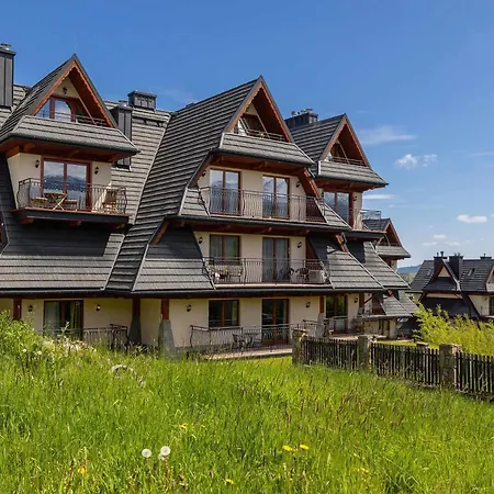 Exclusive With Balcony By Renters Prestige Appartement *