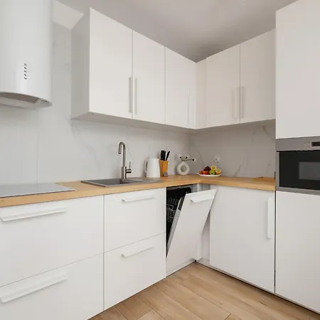 Exclusive With Air Conditioning And Balcony By Renters Prestige *